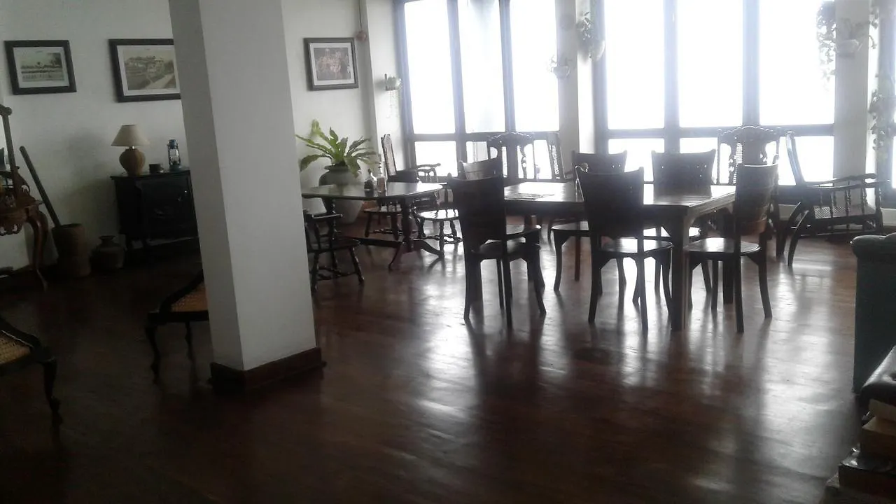 Lawan One Kandy Homestay