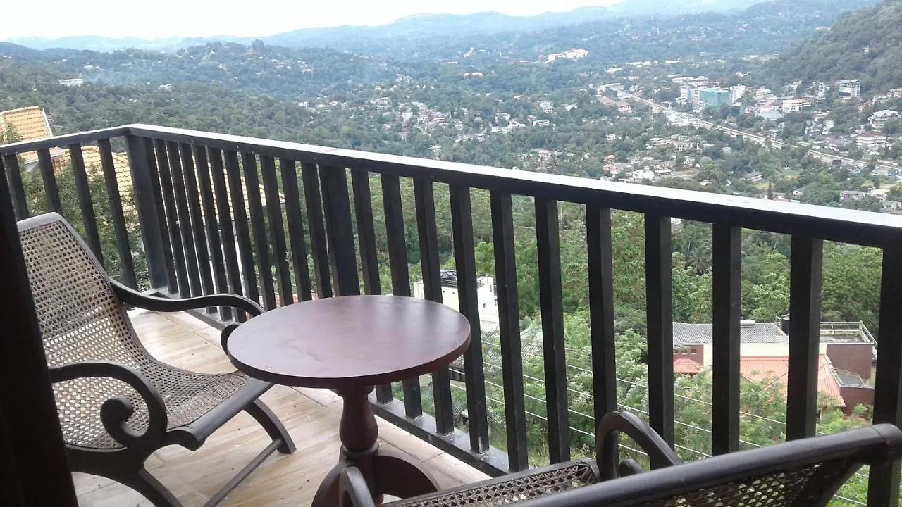 Lawan One Kandy Homestay