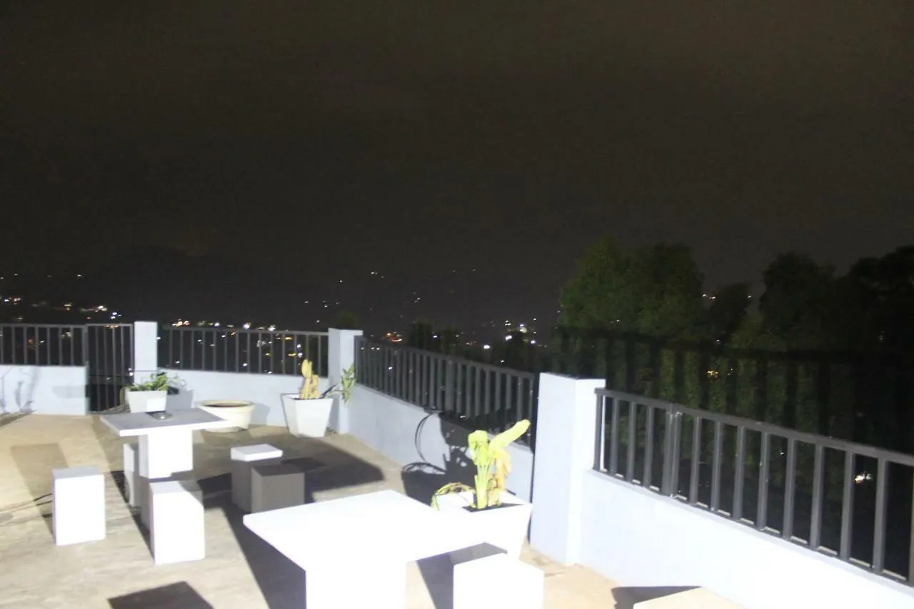 Lawan One Kandy Homestay
